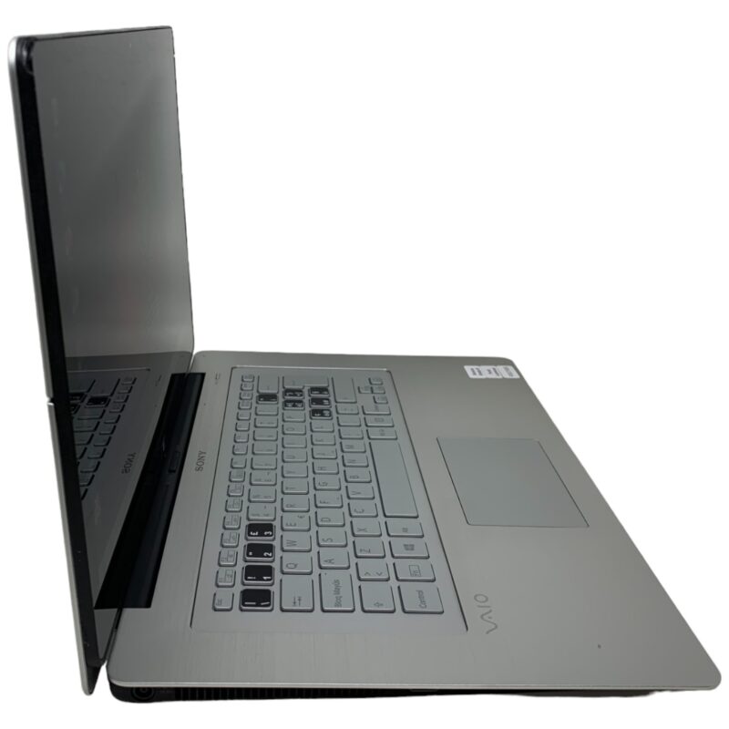 RSD7935 SONY Vaio SVF15 i7 16-240 SSD Garanzia 12 Mesi