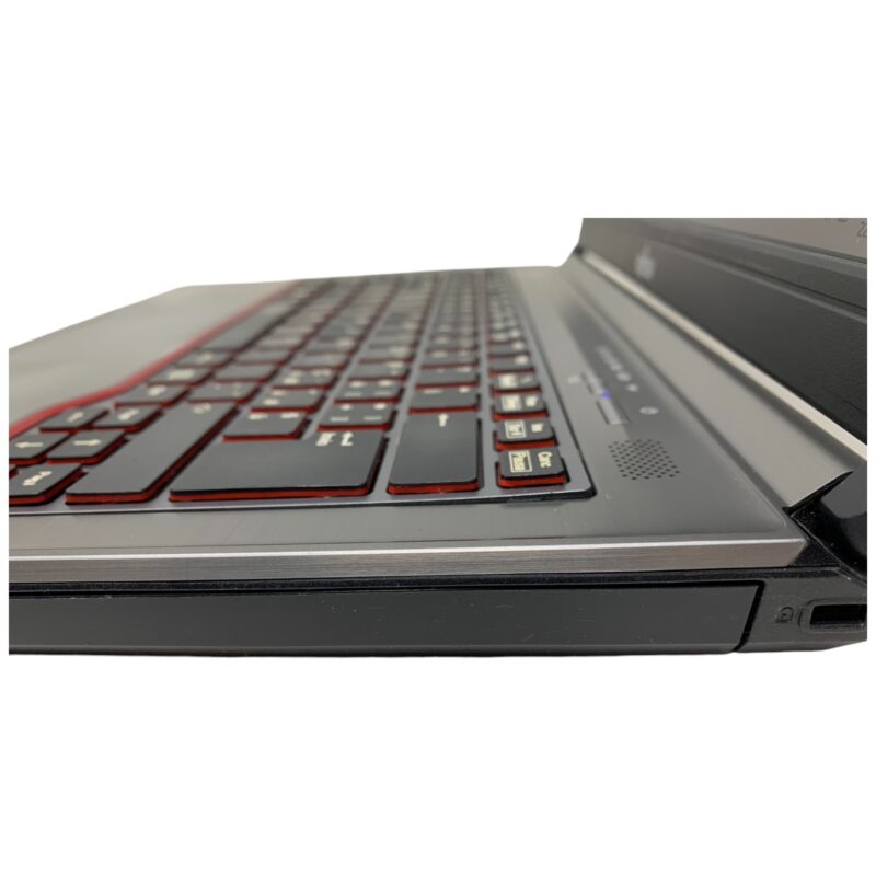 RSD7482 Fujitsu LifeBook E746 14" i7 8-240GB SSD Gar. 12 Mesi